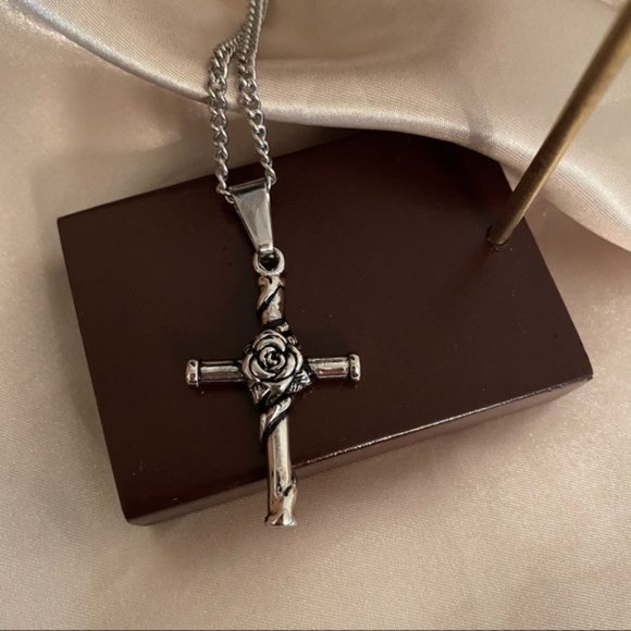 Rosary Cross Faith Necklace Gold Silver - Picture 8 of 11